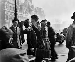 bacio robert doisneau