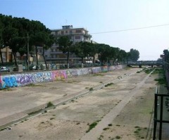 Divieto di Balneazione alla foce dell'Albula